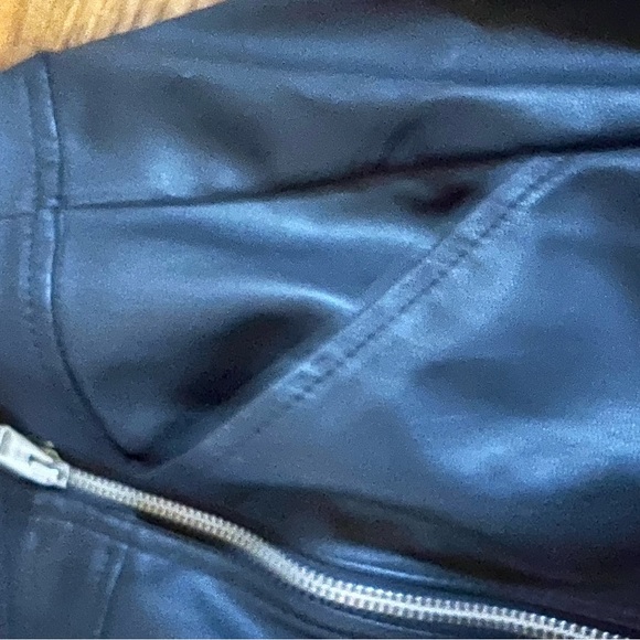 Faux leather skirt Full zip side - Picture 5 of 6